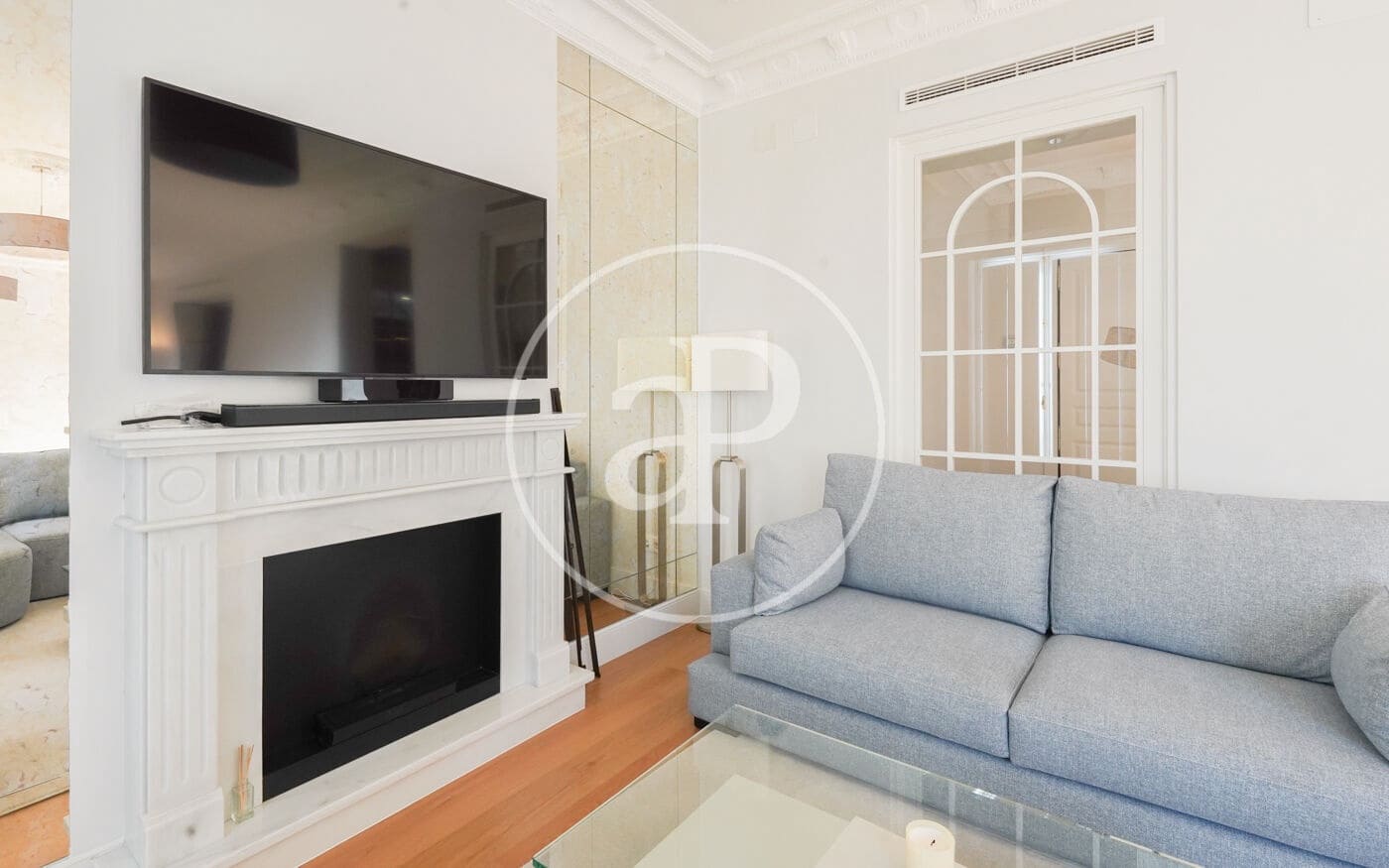 2 soveværelse Lejlighed til salg i Madrid by - € 1.950.000 (Ref: 8718799)