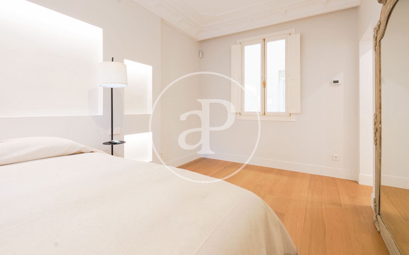 2 soveværelse Lejlighed til salg i Madrid by - € 1.950.000 (Ref: 8718799)