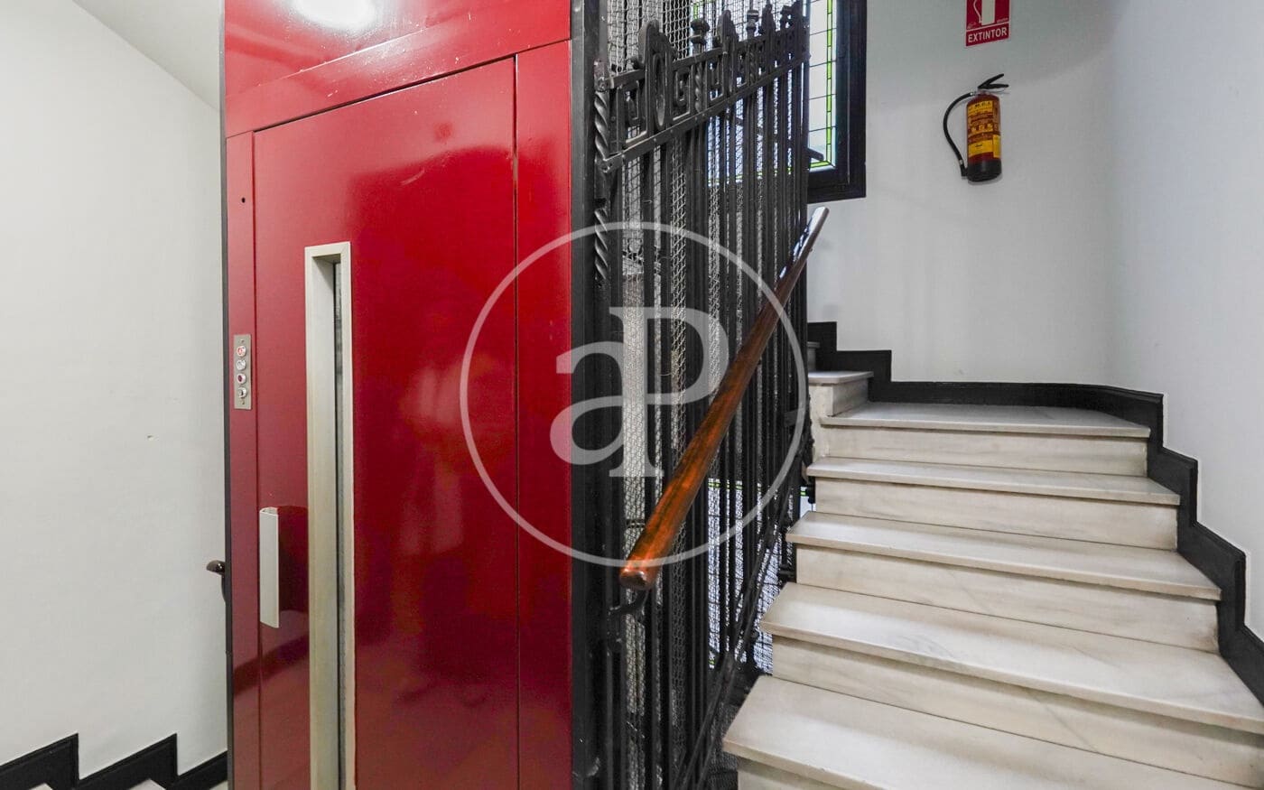 2 soveværelse Lejlighed til salg i Madrid by - € 1.950.000 (Ref: 8718799)
