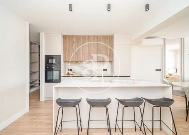 2 soverom Leilighet til salgs i Castellana, Madrid by - € 1 329 000 (Ref: 8718816)