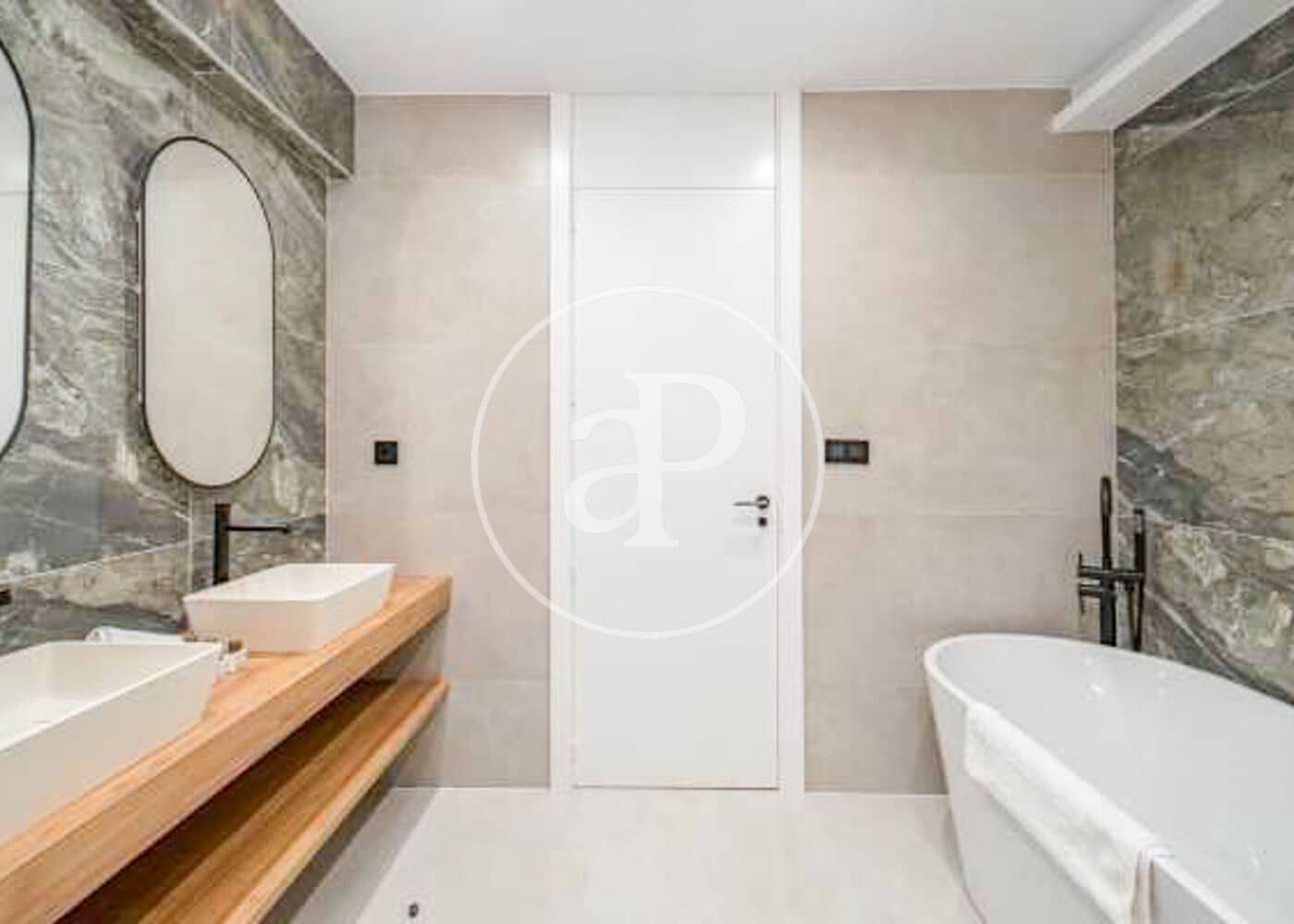 2 soverom Leilighet til salgs i Madrid by - € 1 329 000 (Ref: 8718816)