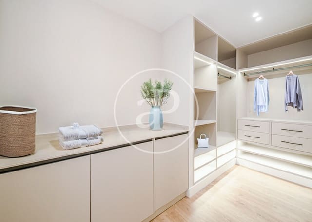 2 soverom Leilighet til salgs i Castellana, Madrid by - € 1 329 000 (Ref: 8718816)