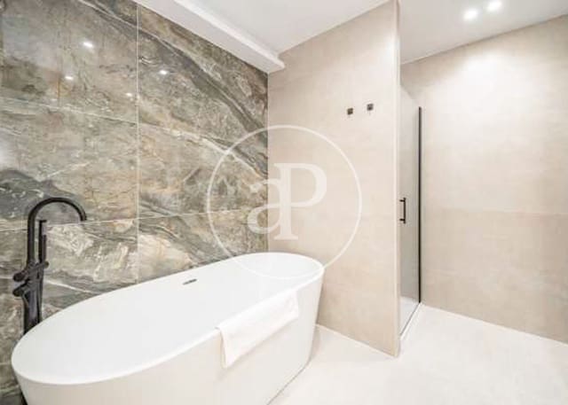 2 soverom Leilighet til salgs i Castellana, Madrid by - € 1 329 000 (Ref: 8718816)