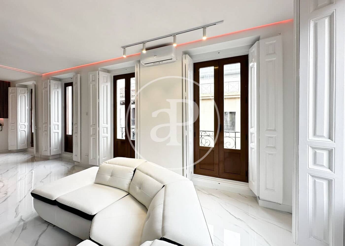 4 soveværelse Lejlighed til salg i Madrid by - € 2.390.000 (Ref: 8718818)