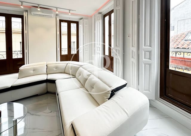 4 slaapkamer Appartement te koop in Sol, Madrid stad - € 2.390.000 (Ref: 8718818)