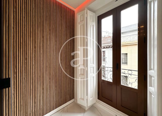 4 slaapkamer Appartement te koop in Sol, Madrid stad - € 2.390.000 (Ref: 8718818)