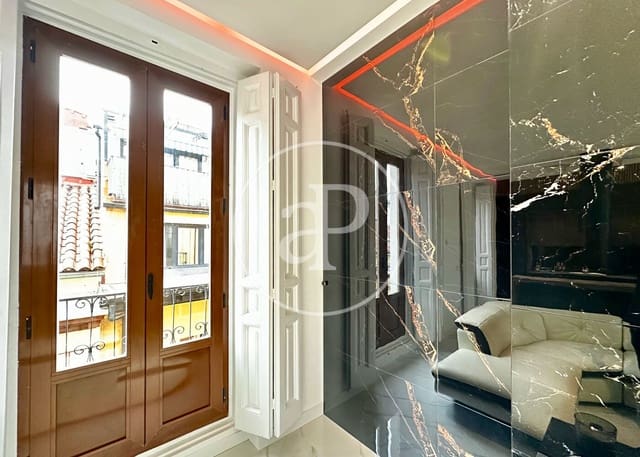 4 slaapkamer Appartement te koop in Sol, Madrid stad - € 2.390.000 (Ref: 8718818)