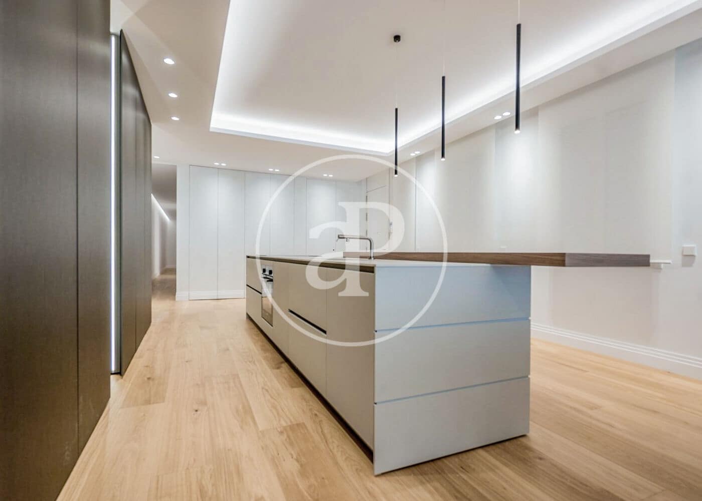 3 soveværelse Lejlighed til salg i Madrid by - € 2.465.000 (Ref: 8725232)