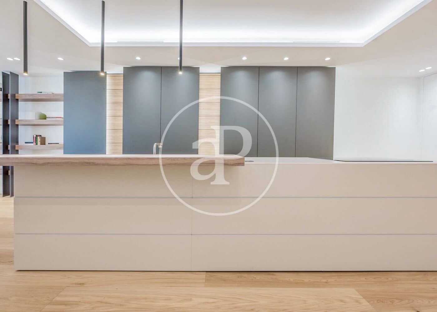 3 soveværelse Lejlighed til salg i Madrid by - € 2.465.000 (Ref: 8725232)