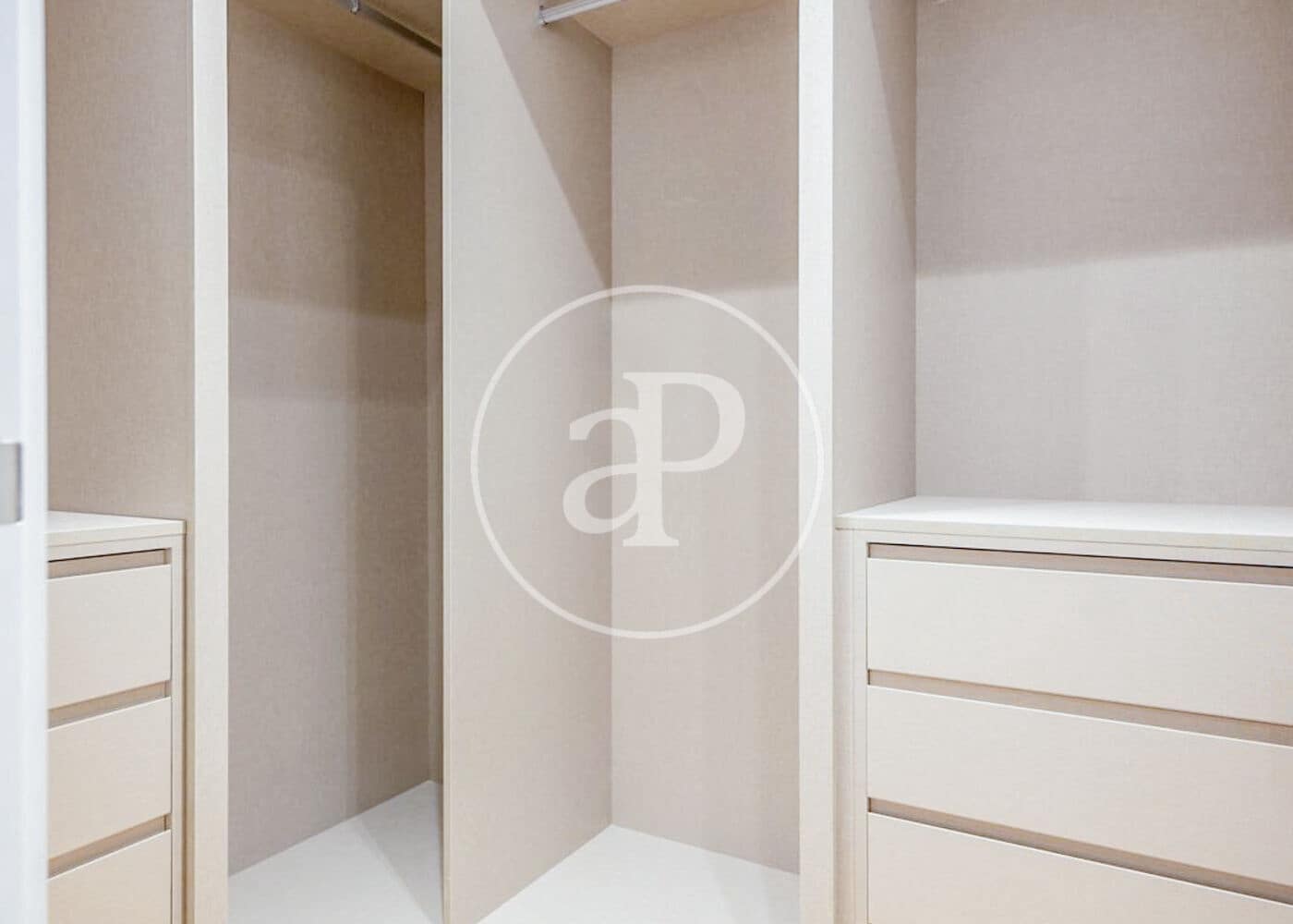 3 soveværelse Lejlighed til salg i Madrid by - € 2.465.000 (Ref: 8725232)