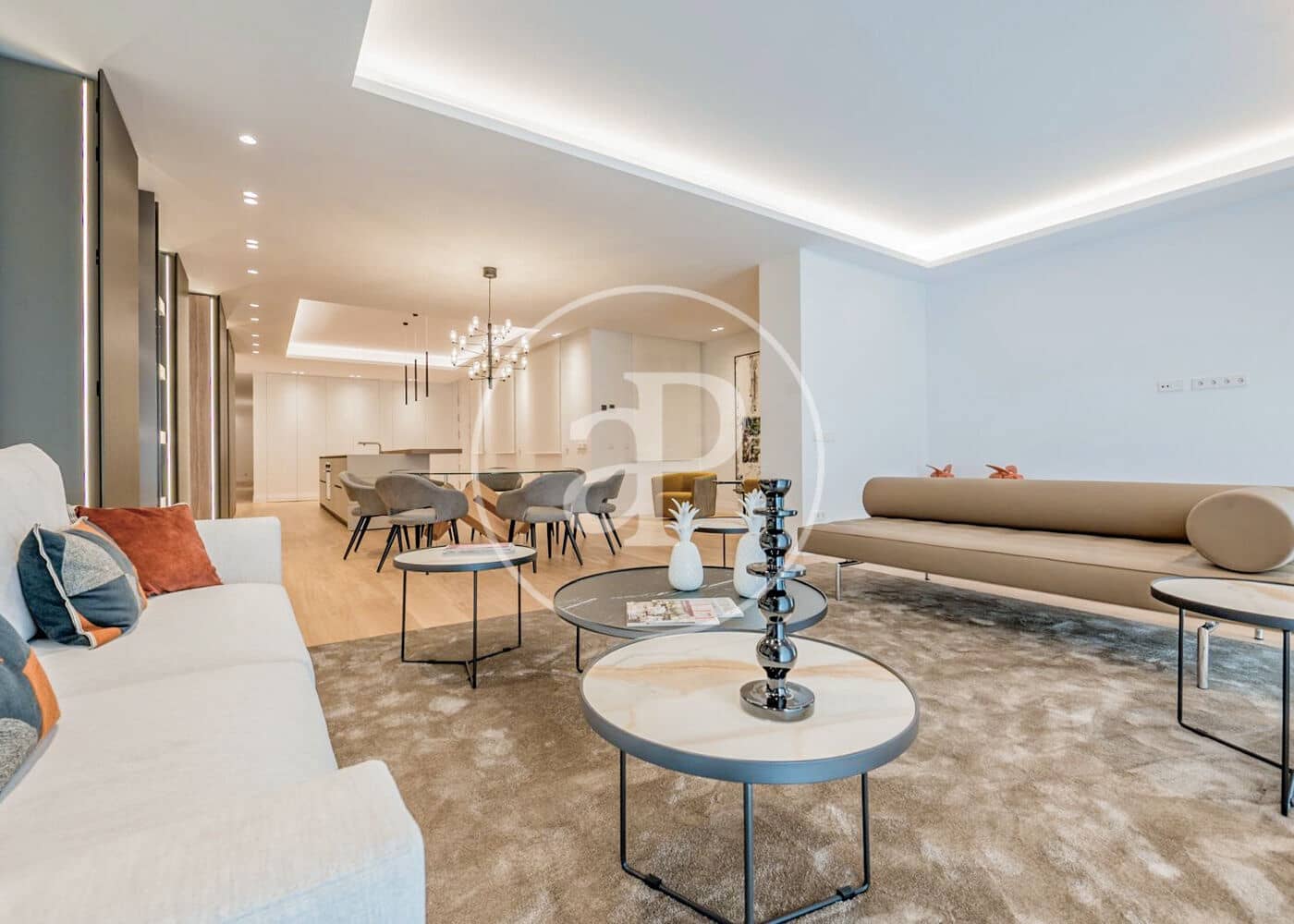 3 soveværelse Lejlighed til salg i Madrid by - € 2.465.000 (Ref: 8725232)