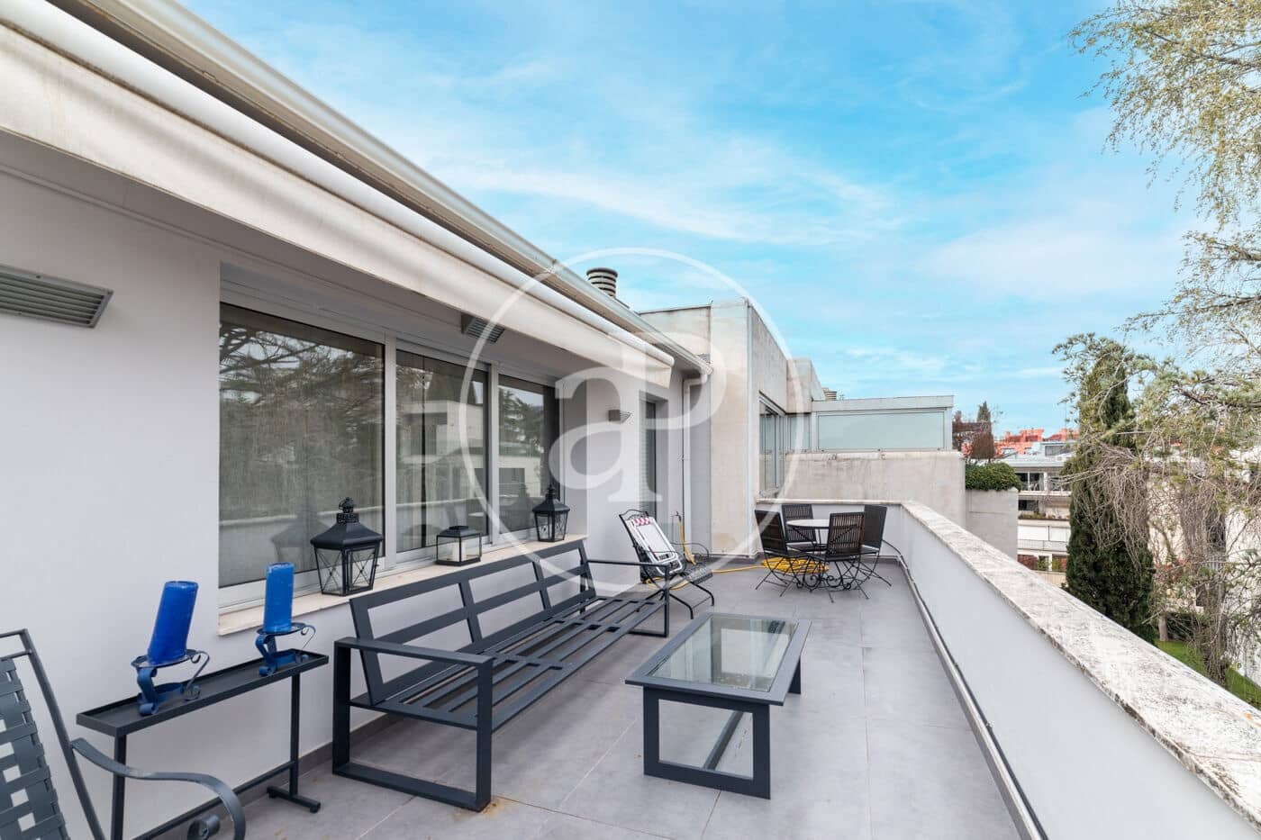 4 soveværelse Lejlighed til salg i Madrid by med swimmingpool - € 2.990.000 (Ref: 8725234)