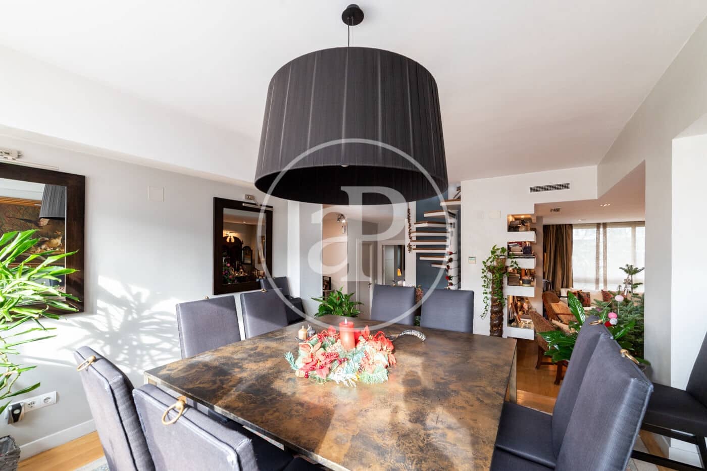 4 soveværelse Lejlighed til salg i Madrid by med swimmingpool - € 2.990.000 (Ref: 8725234)