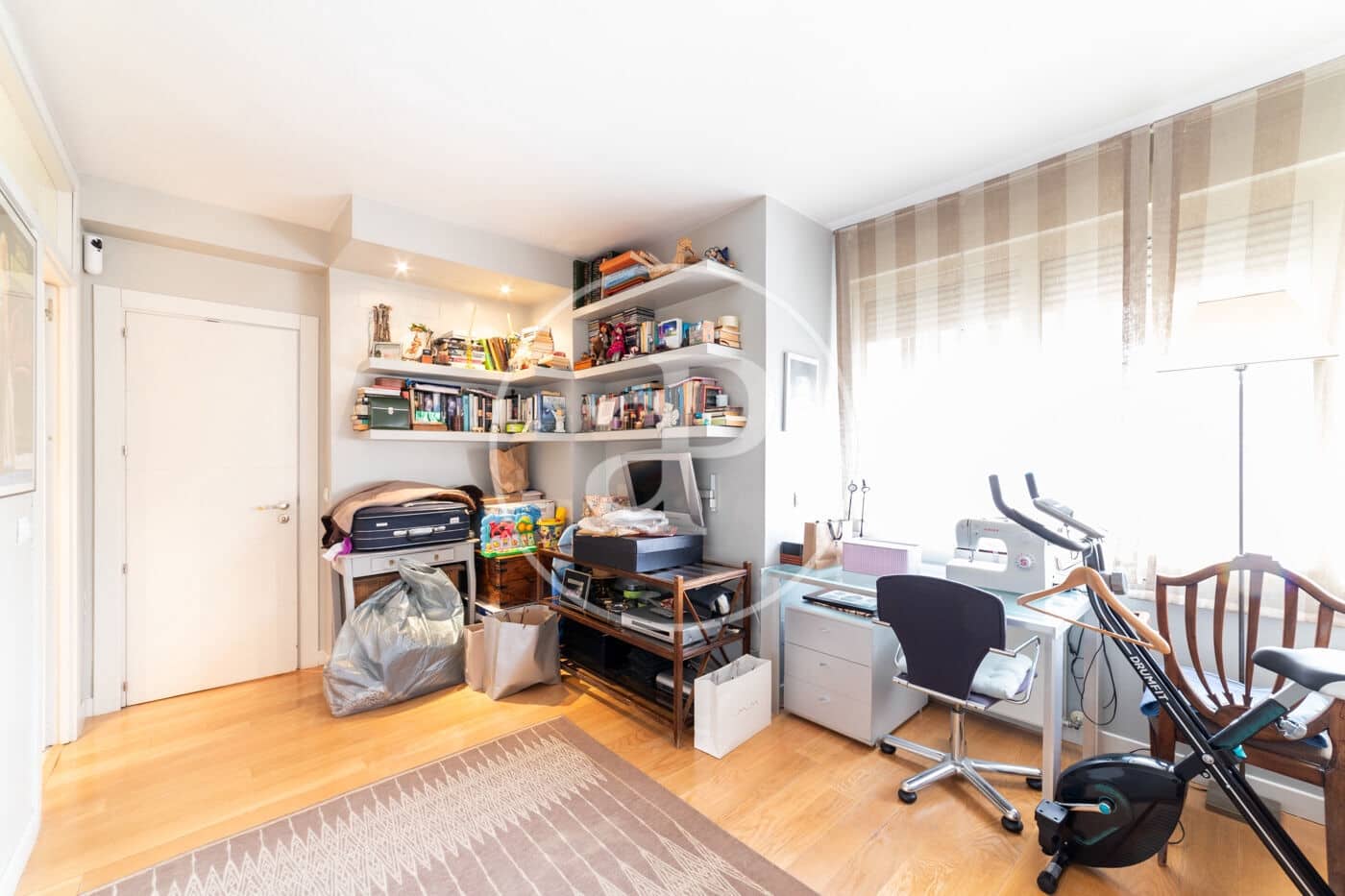 4 soveværelse Lejlighed til salg i Madrid by med swimmingpool - € 2.990.000 (Ref: 8725234)