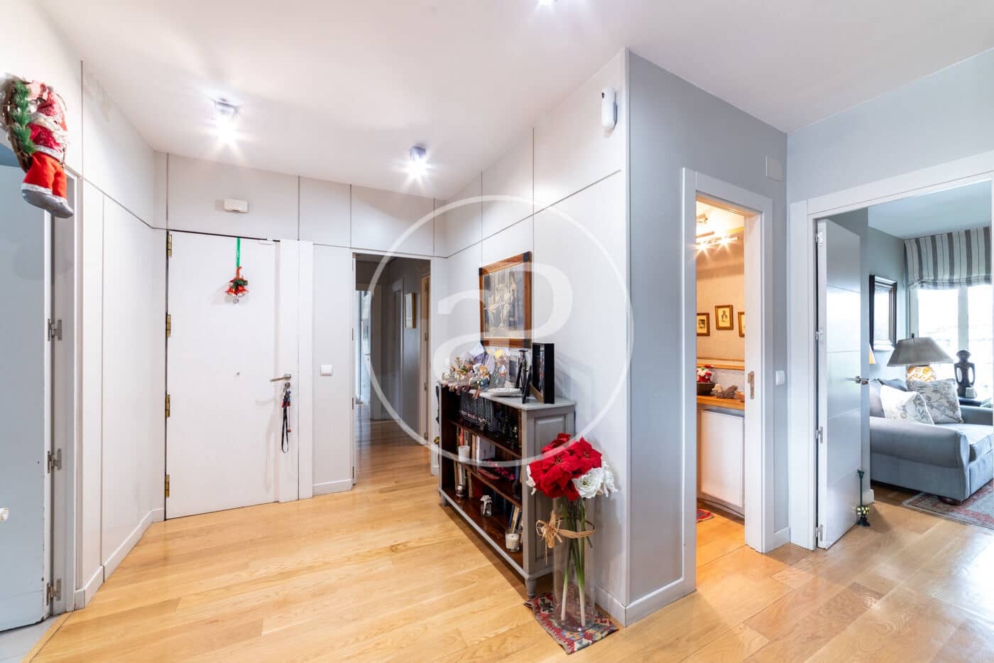 4 soveværelse Lejlighed til salg i Madrid by med swimmingpool - € 2.990.000 (Ref: 8725234)