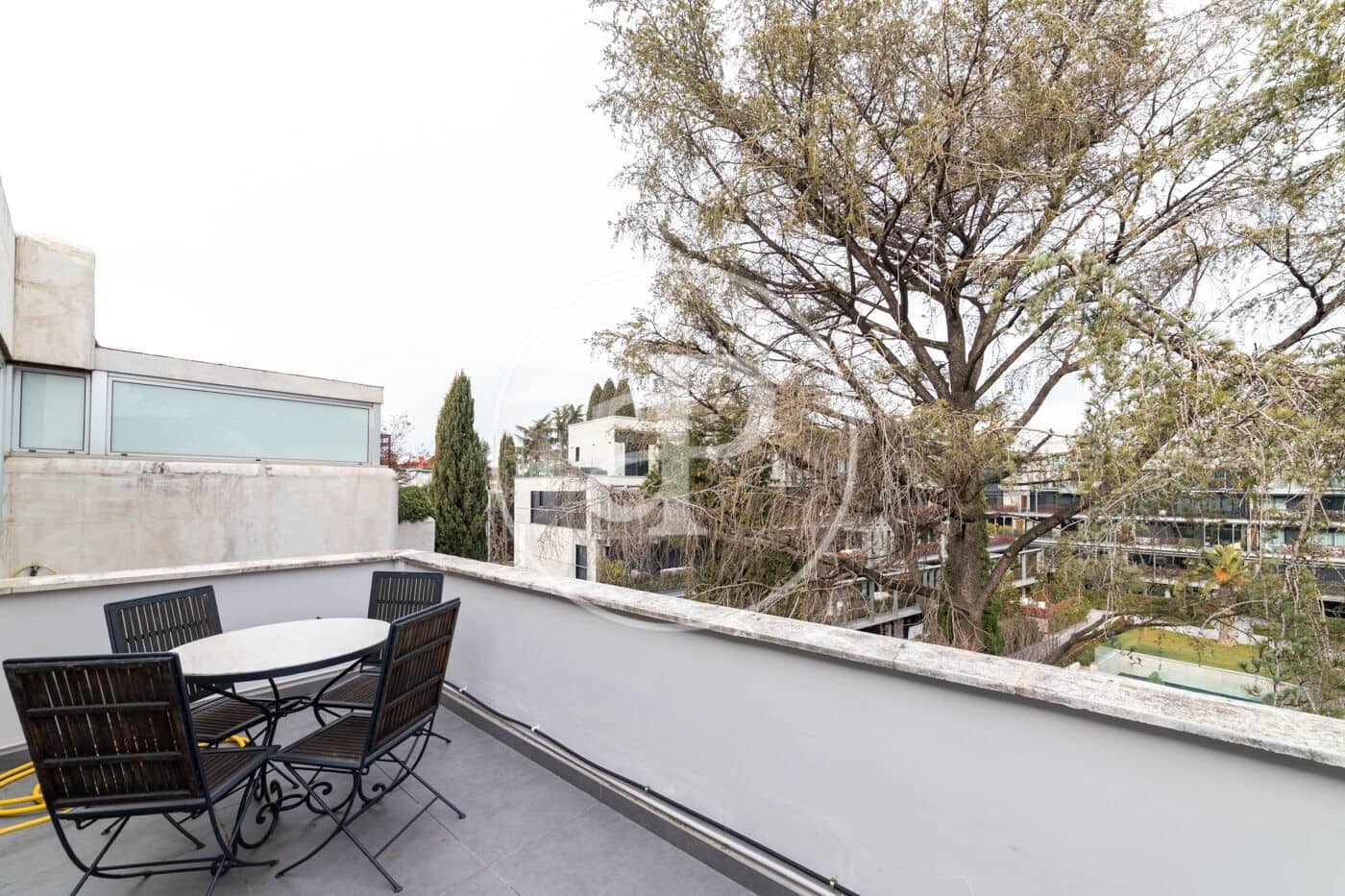 4 soveværelse Lejlighed til salg i Madrid by med swimmingpool - € 2.990.000 (Ref: 8725234)