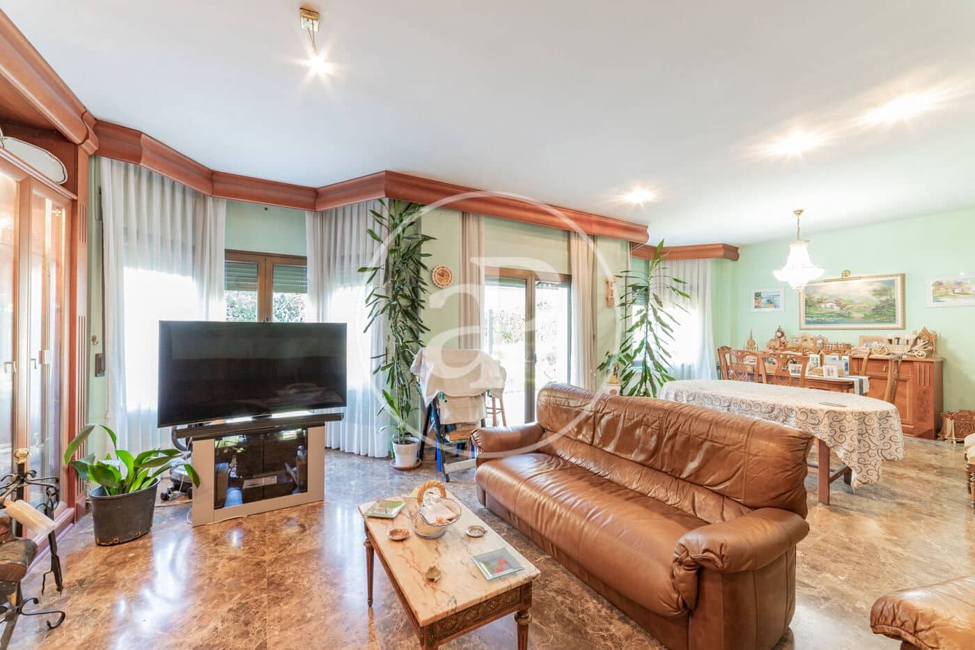 6 soveværelse Villa til salg i Pozuelo de Alarcon med swimmingpool - € 1.450.000 (Ref: 8725238)