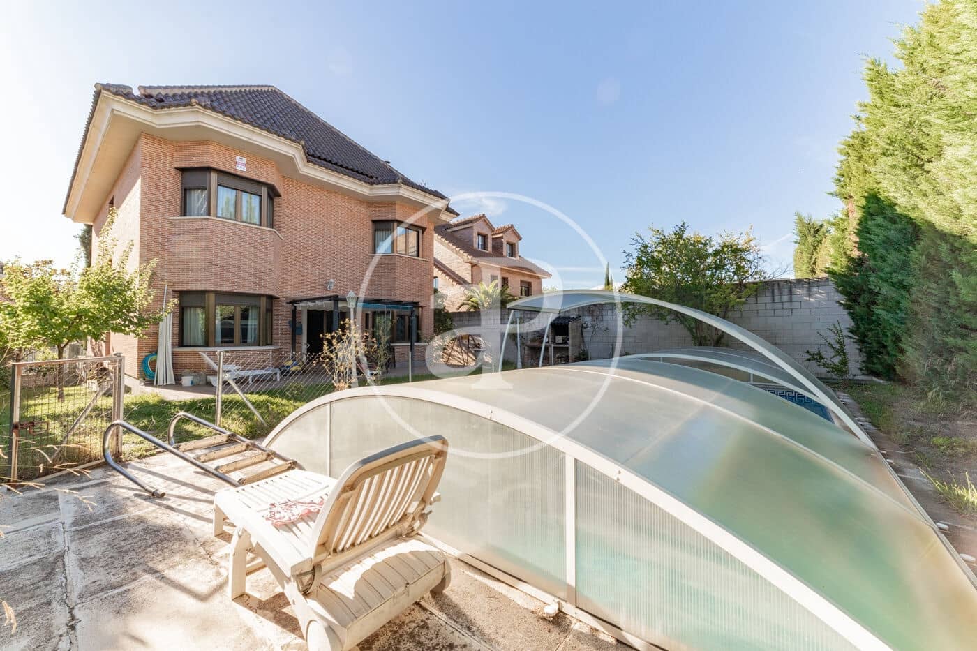 6 soveværelse Villa til salg i Pozuelo de Alarcon med swimmingpool - € 1.450.000 (Ref: 8725238)
