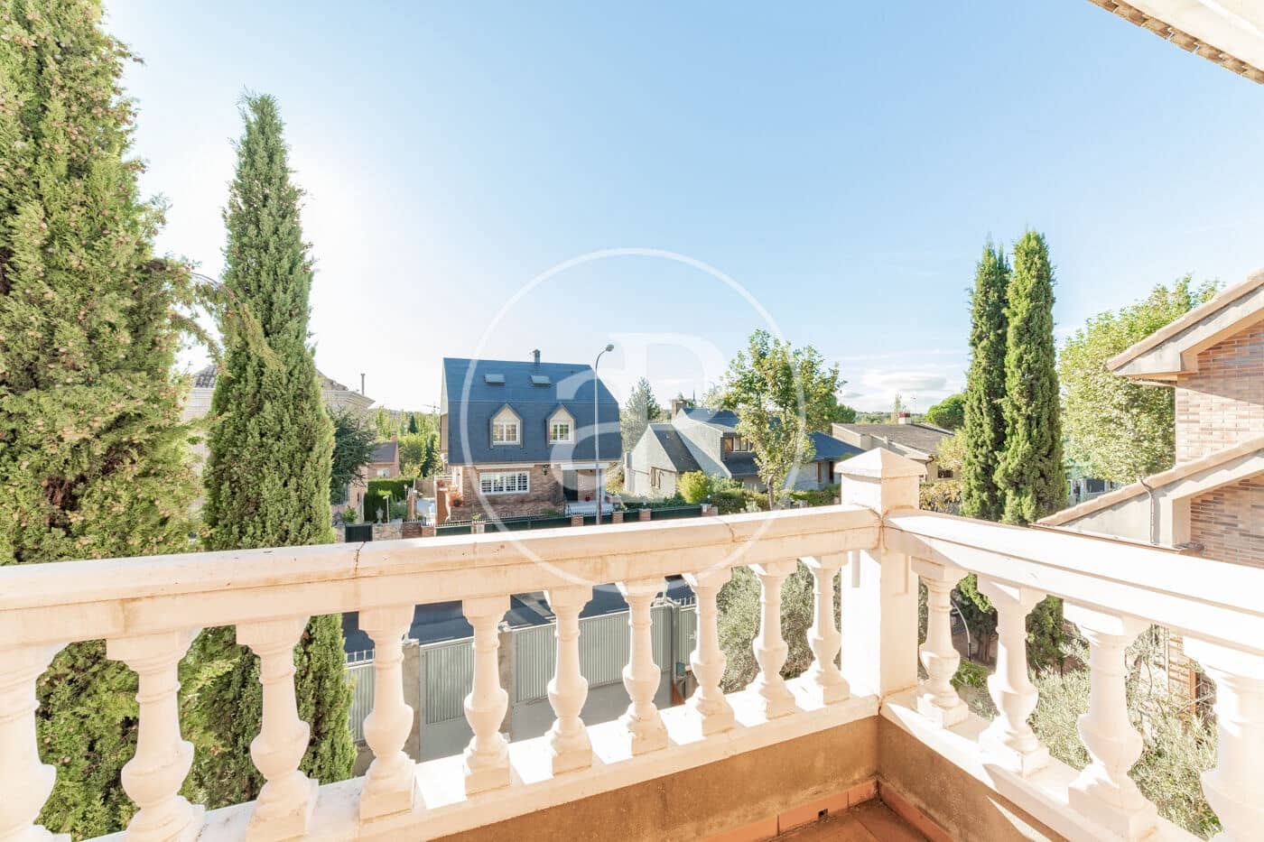 6 soveværelse Villa til salg i Pozuelo de Alarcon med swimmingpool - € 1.450.000 (Ref: 8725238)