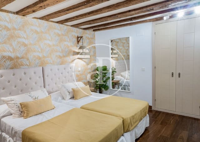 2 soverom Leilighet til leie i Universidad, Madrid by - € 5 000 (Ref: 8726252)