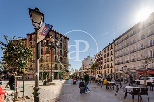 2 soverom Leilighet til leie i Universidad, Madrid by - € 5 000 (Ref: 8726252)
