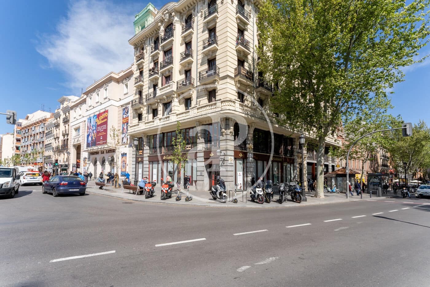 2 quarto Apartamento para arrendar em Madrid cidade - 5 000 € (Ref: 8726252)