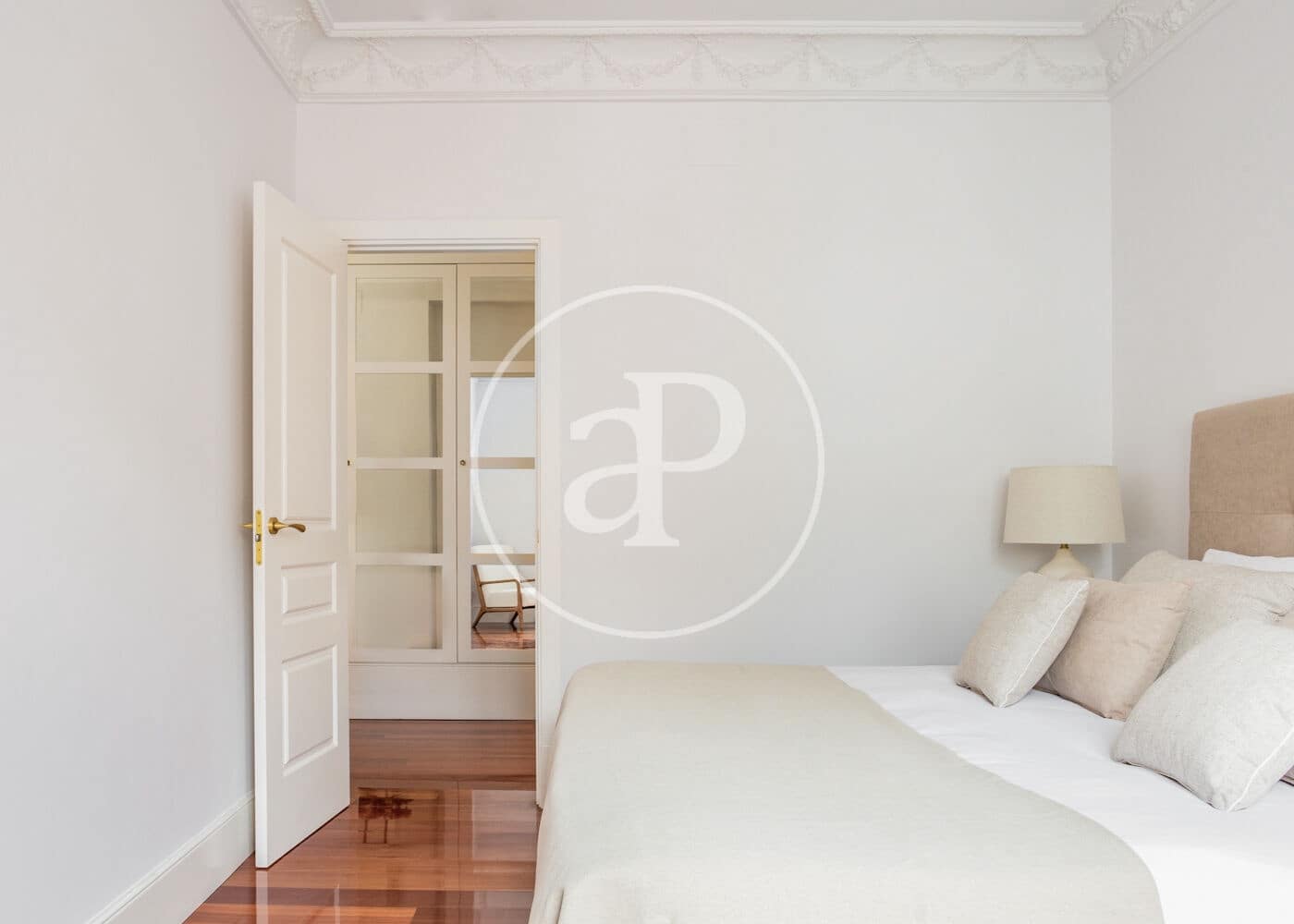 3 soveværelse Lejlighed til leje i Madrid by - € 6.000 (Ref: 8726274)