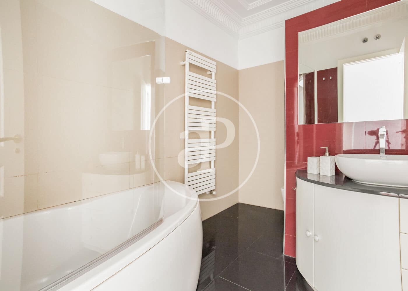 3 soveværelse Lejlighed til leje i Madrid by - € 6.000 (Ref: 8726274)