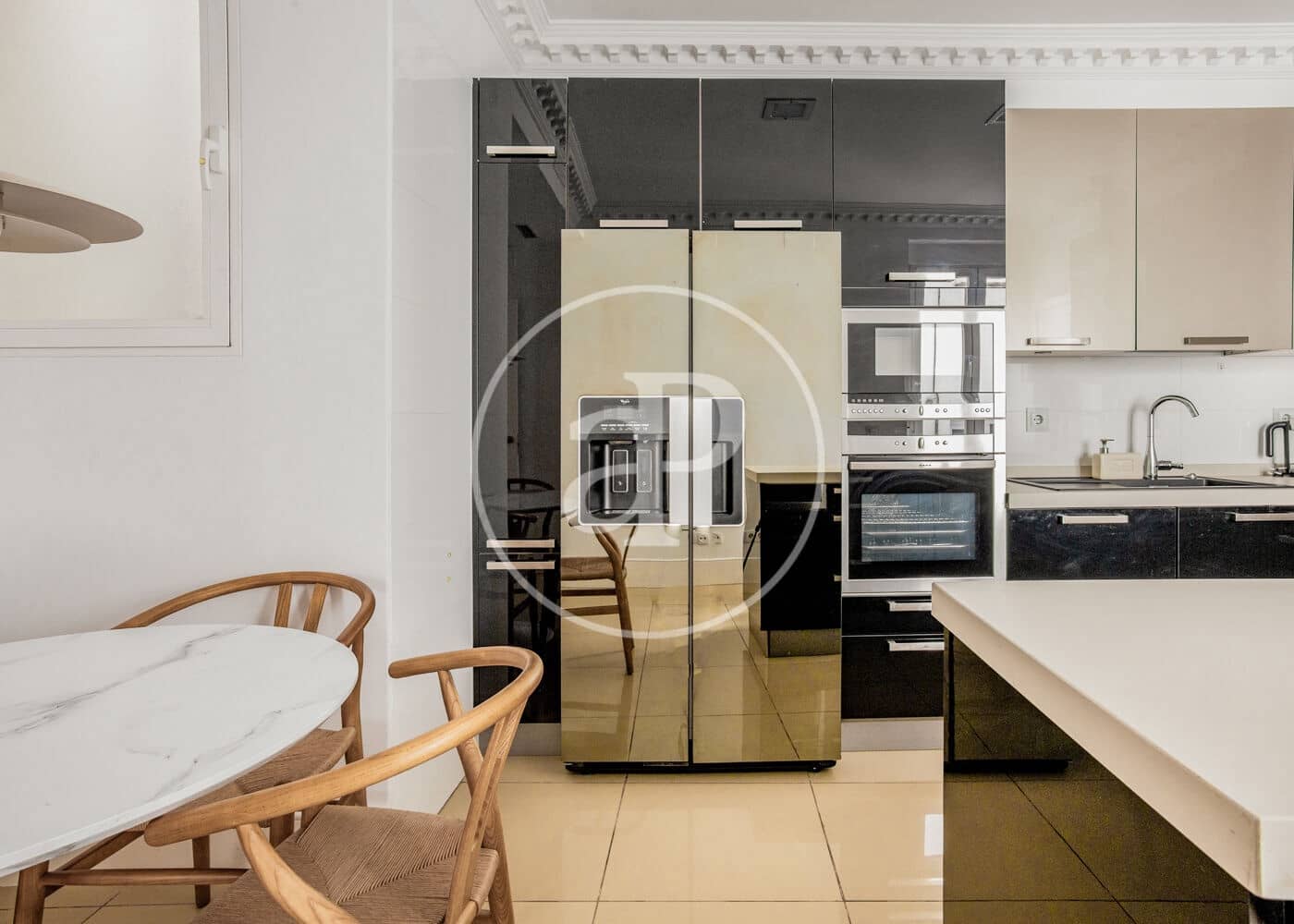 3 soveværelse Lejlighed til leje i Madrid by - € 6.000 (Ref: 8726274)