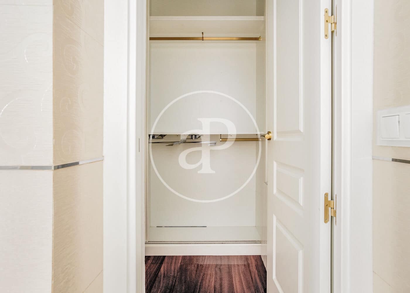 3 soveværelse Lejlighed til leje i Madrid by - € 6.000 (Ref: 8726274)