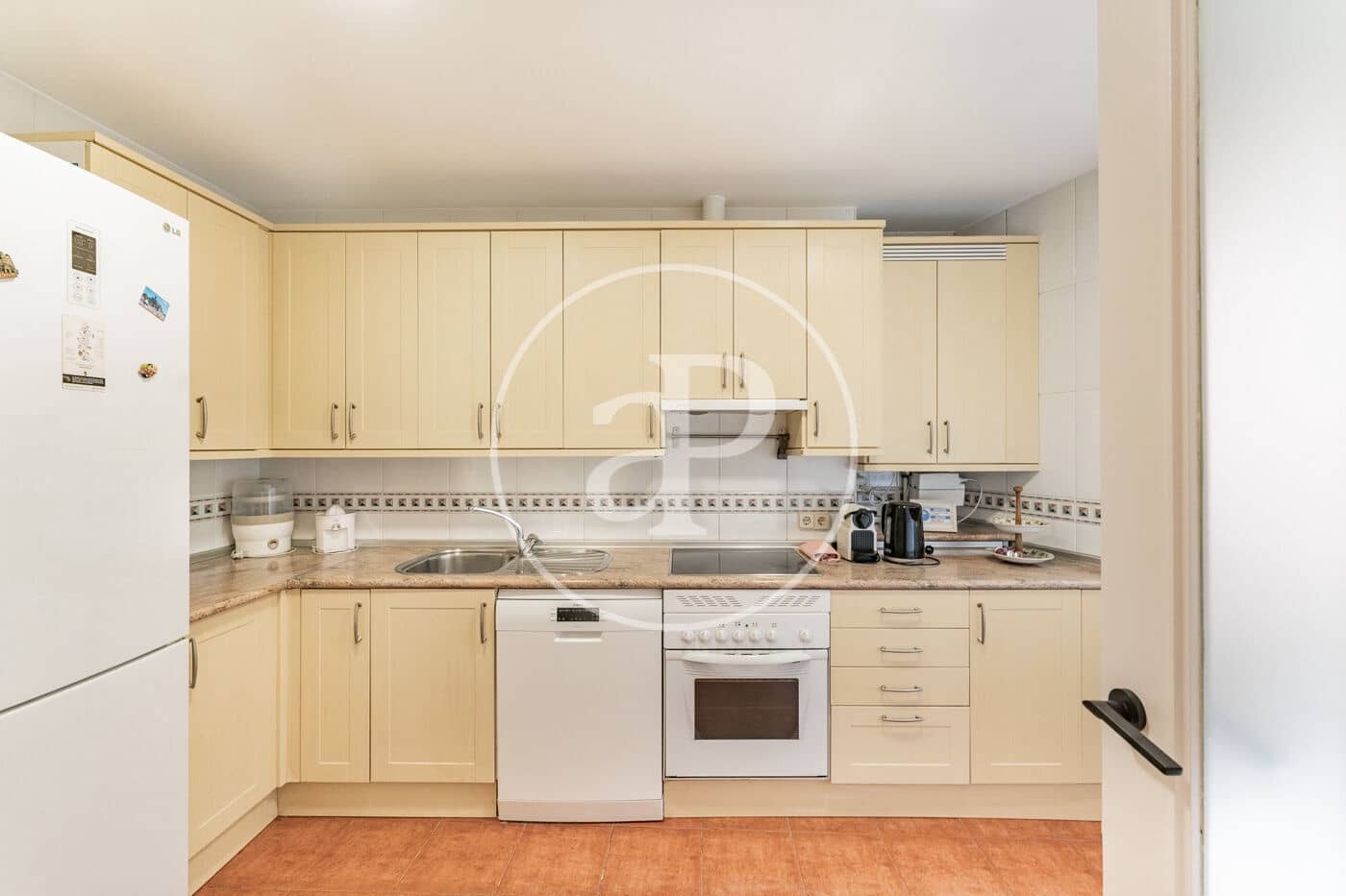 2 sypialnia Apartament do wynajęcia w Miasto Madryt - 2 100 € (Ref: 8726297)