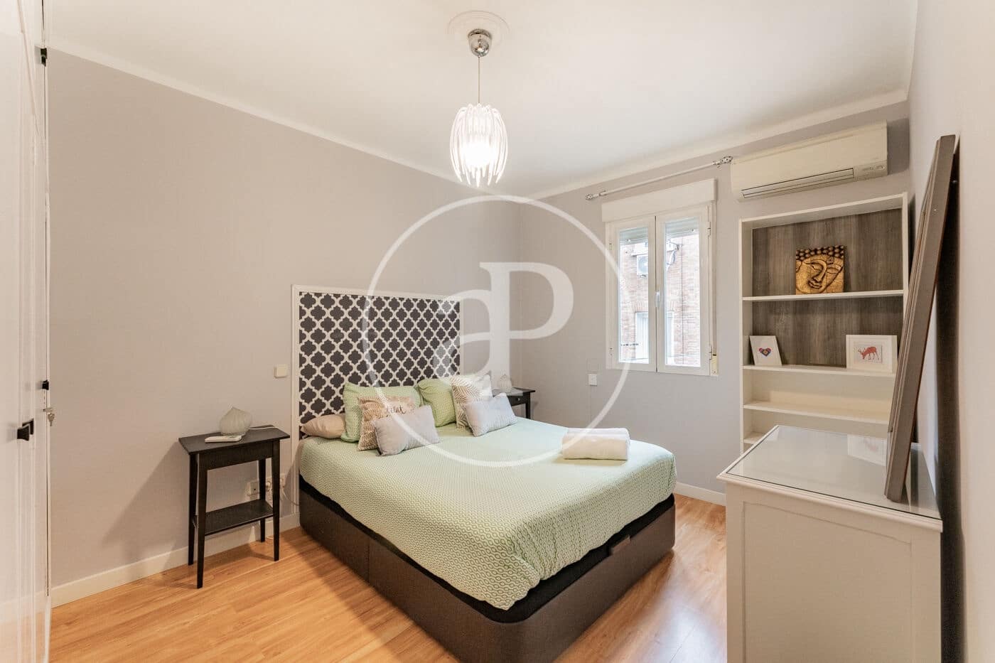 2 sypialnia Apartament do wynajęcia w Miasto Madryt - 2 100 € (Ref: 8726297)