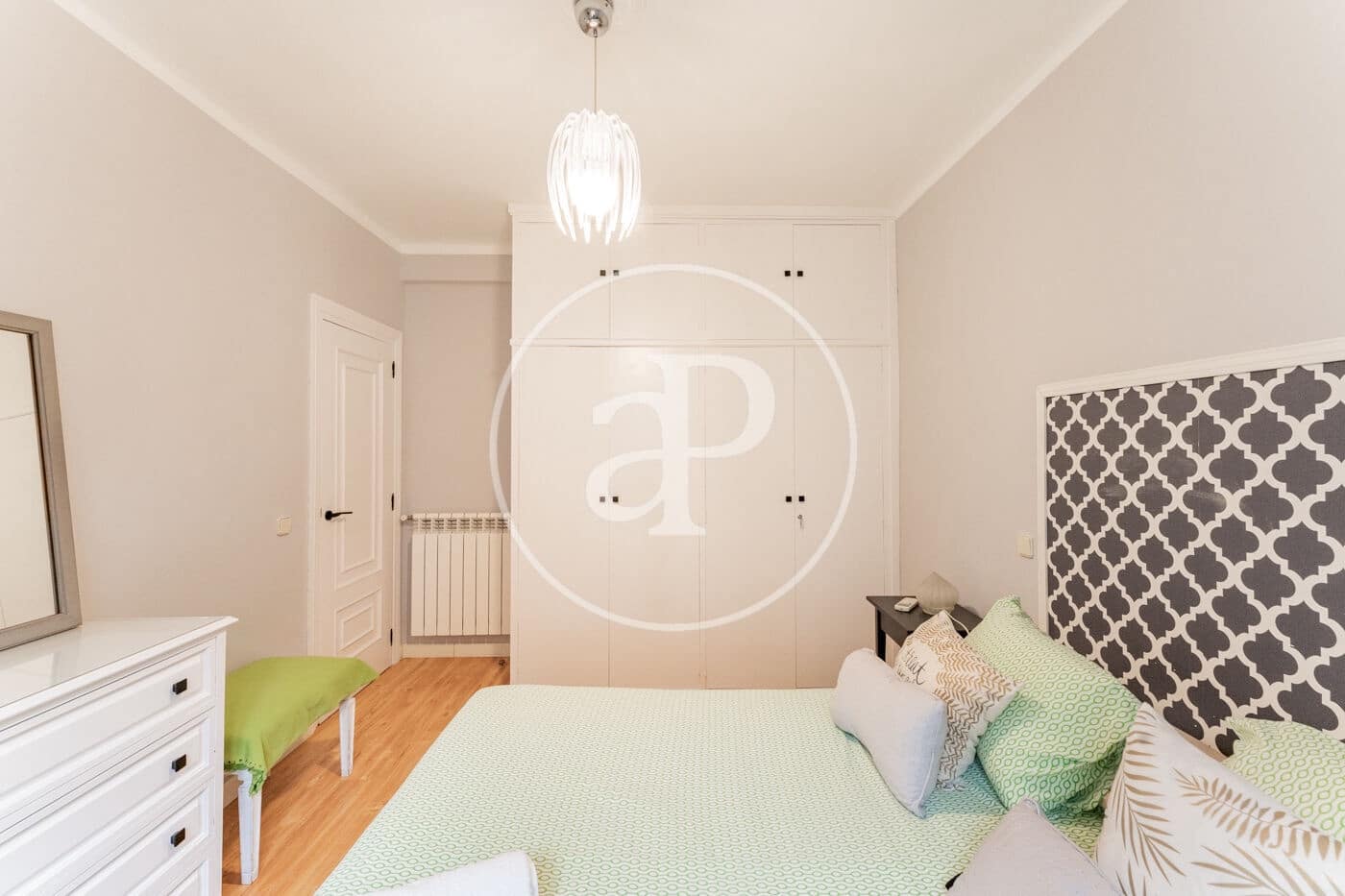 2 sypialnia Apartament do wynajęcia w Miasto Madryt - 2 100 € (Ref: 8726297)