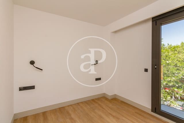 2 bedroom Penthouse for rent in Concepción, Madrid city with pool garage - € 2,100 (Ref: 8726299)