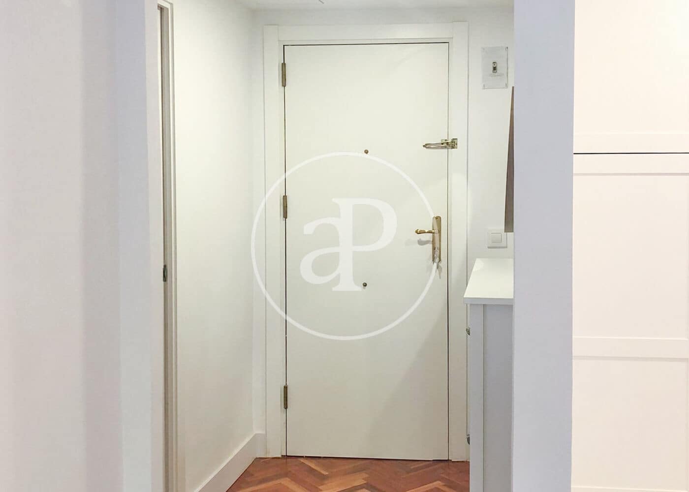1 sypialnia Apartament do wynajęcia w Miasto Madryt - 1 500 € (Ref: 8726305)
