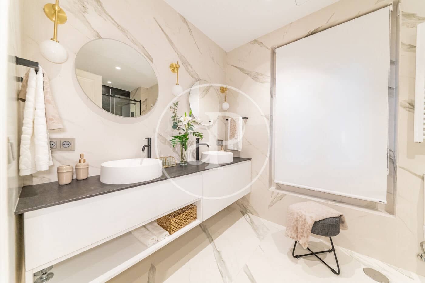 4 soverom Leilighet til leie i Madrid by - € 8 500 (Ref: 8726307)