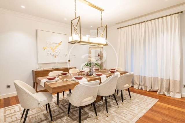 4 quarto Apartamento para arrendar em Castellana, Madrid cidade - 8 500 € (Ref: 8726307)