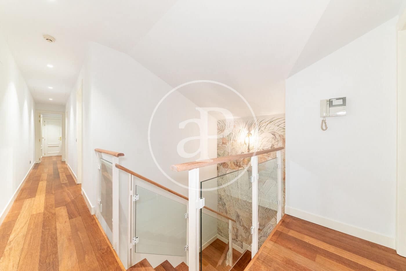 4 soverom Leilighet til leie i Madrid by - € 8 500 (Ref: 8726307)