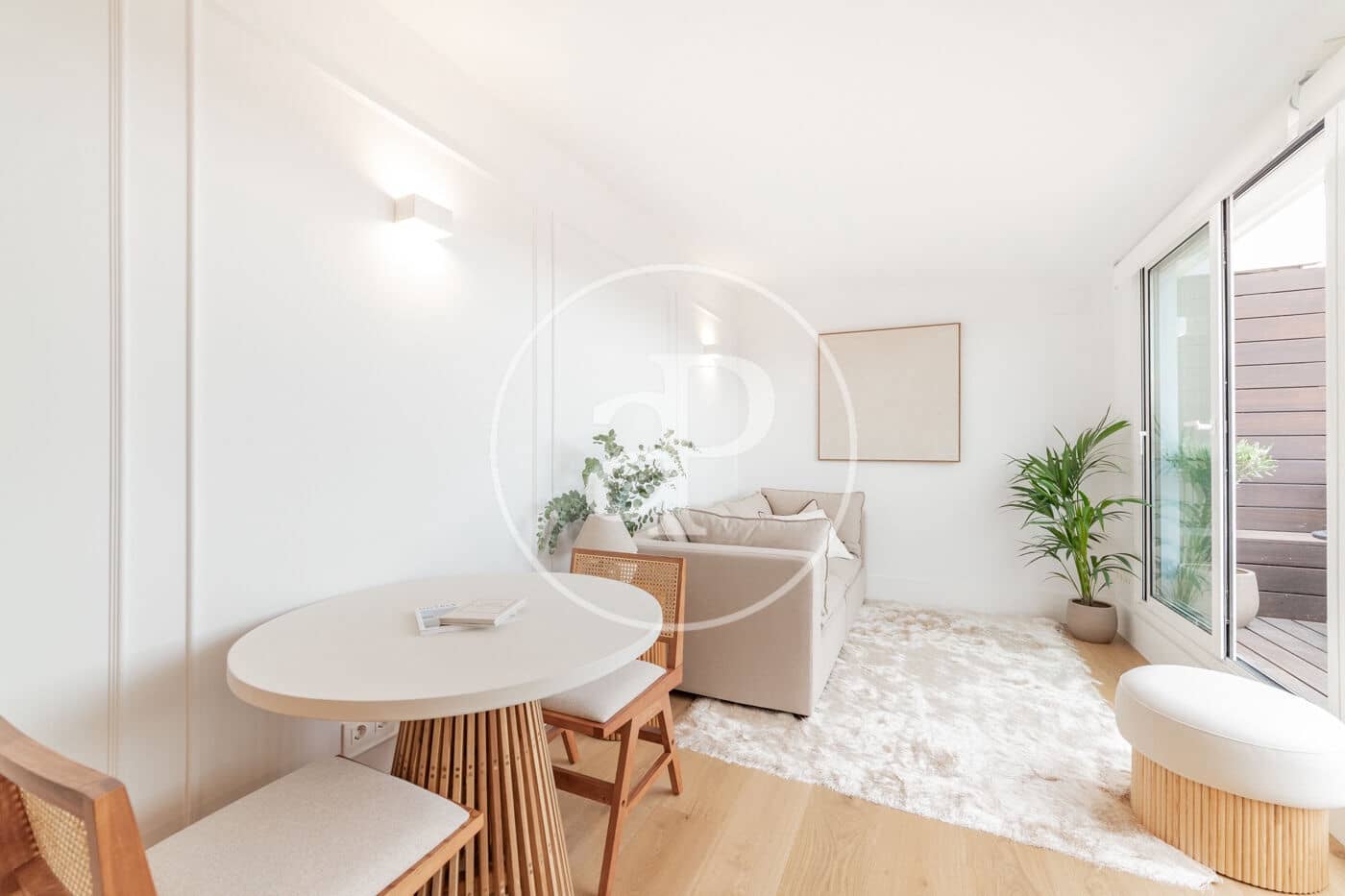 2 makuuhuone Kattohuoneisto vuokrattavana paikassa Madrid kaupunki - 2 650 € (Ref: 8726311)