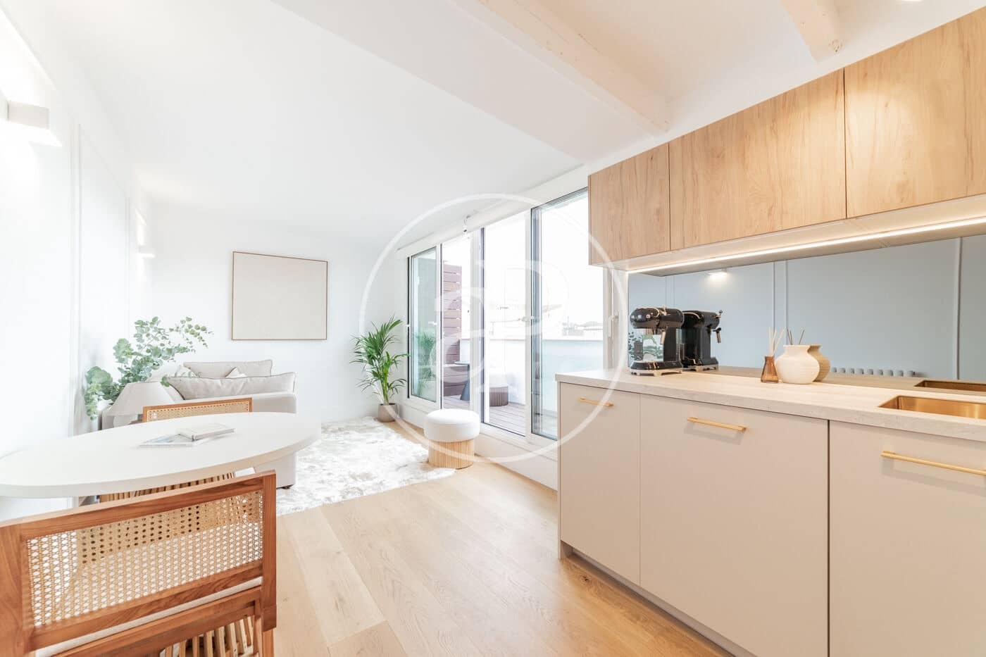 2 makuuhuone Kattohuoneisto vuokrattavana paikassa Madrid kaupunki - 2 650 € (Ref: 8726311)