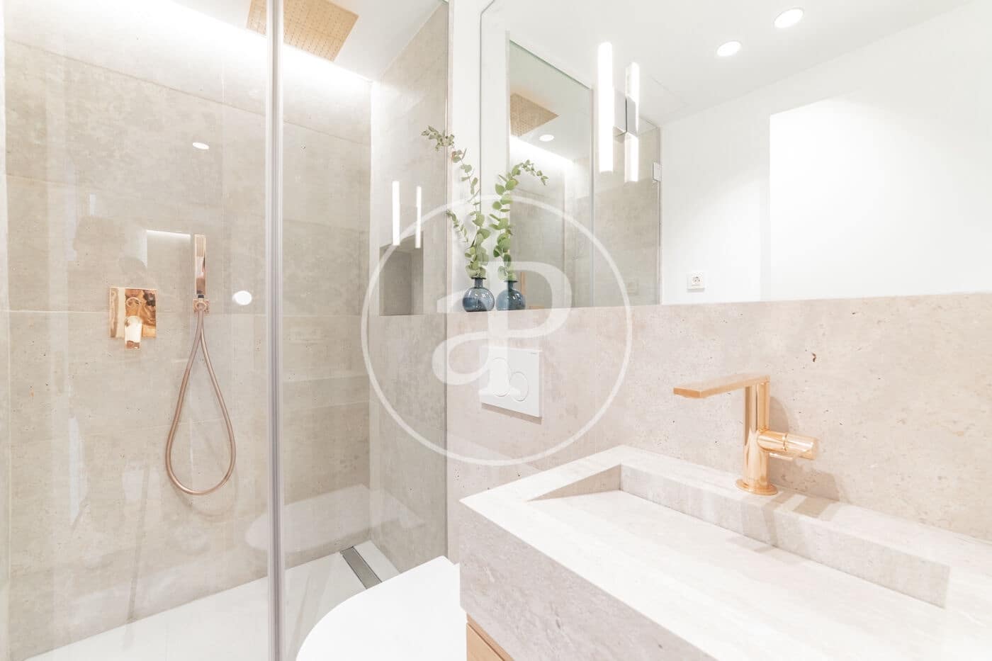 2 makuuhuone Kattohuoneisto vuokrattavana paikassa Madrid kaupunki - 2 650 € (Ref: 8726311)