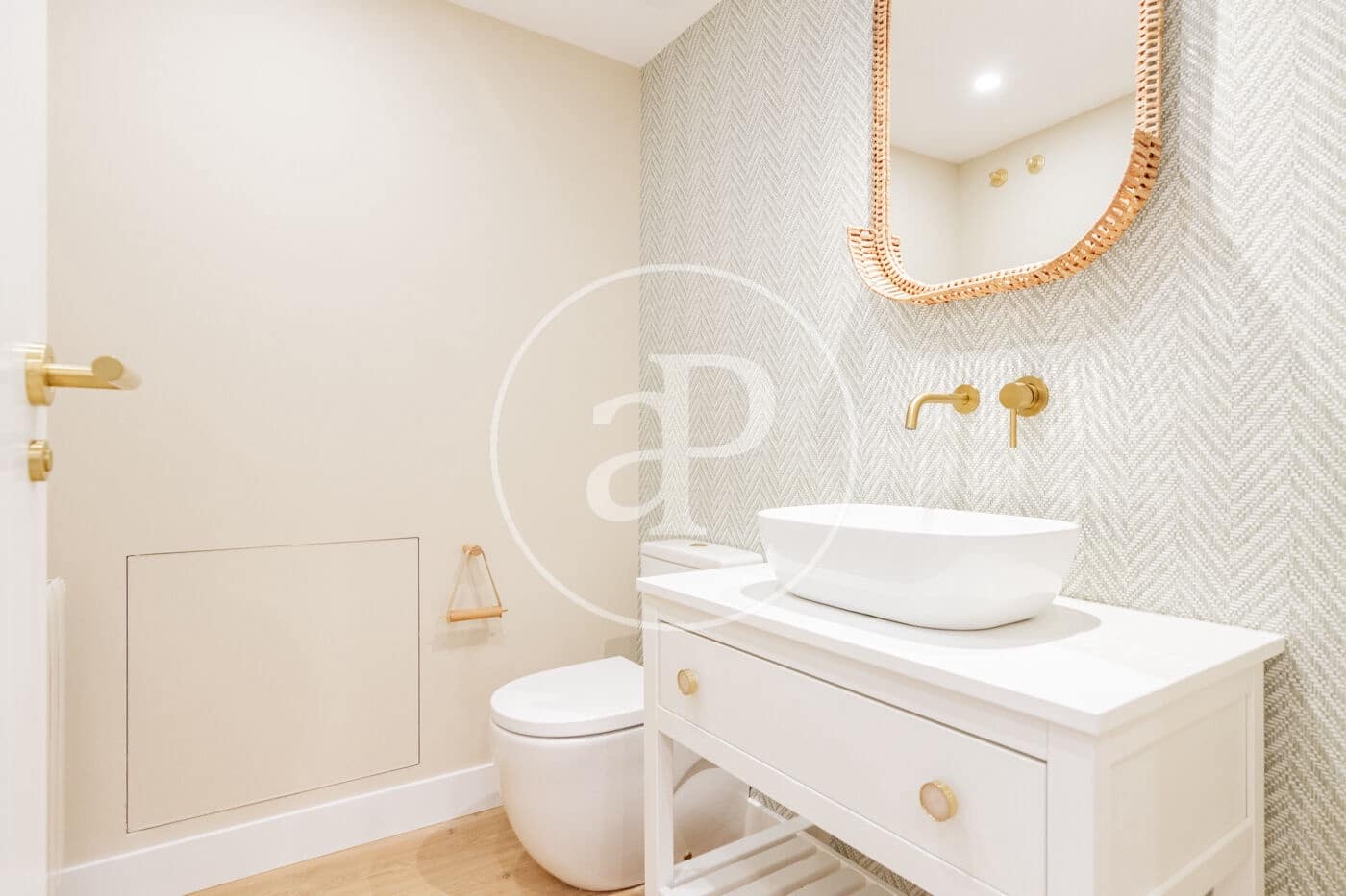 3 soveværelse Lejlighed til leje i Madrid by med garage - € 4.800 (Ref: 8726312)