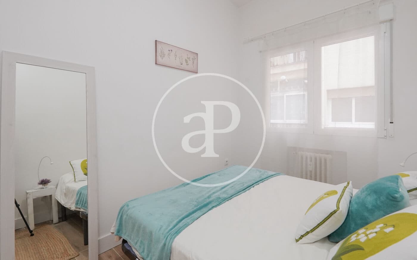2 slaapkamer Appartement te huur in Madrid stad - € 2.190 (Ref: 8726320)