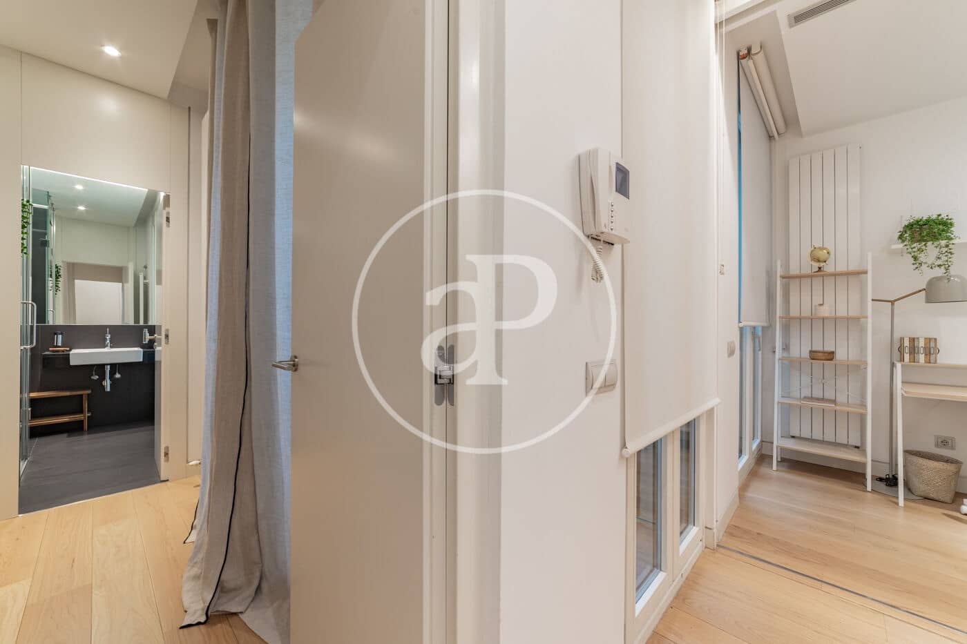 2 soverom Leilighet til leie i Madrid by - € 3 750 (Ref: 8726323)