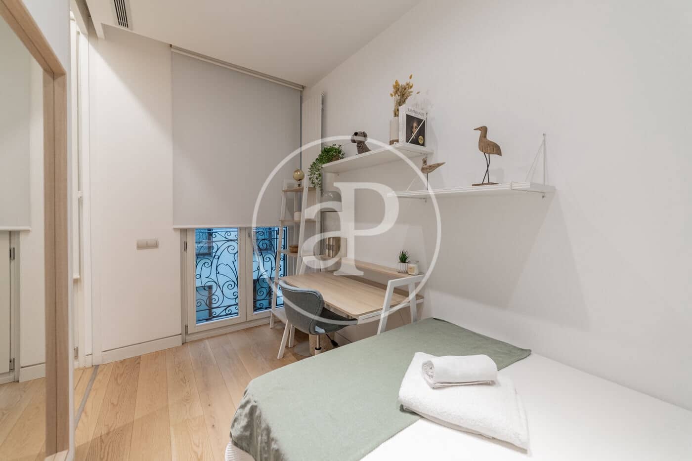 2 soverom Leilighet til leie i Madrid by - € 3 750 (Ref: 8726323)