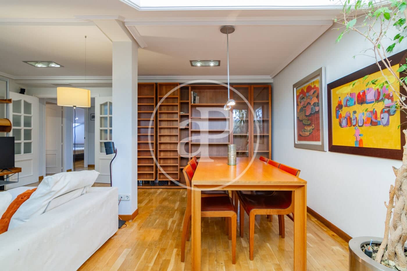 3 soveværelse Lejlighed til leje i Madrid by - € 3.300 (Ref: 8726324)