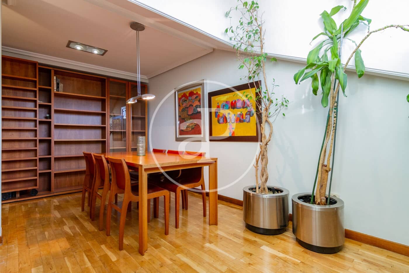 3 soveværelse Lejlighed til leje i Madrid by - € 3.300 (Ref: 8726324)