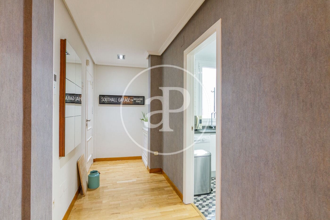 3 soveværelse Lejlighed til leje i Madrid by - € 3.300 (Ref: 8726324)