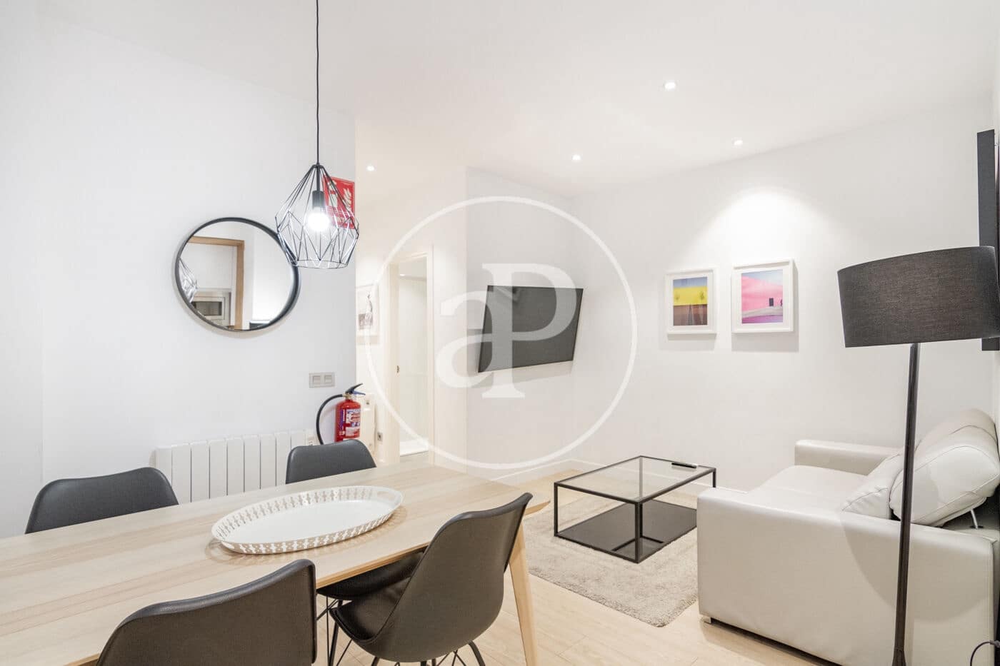 1 soveværelse Lejlighed til leje i Madrid by - € 1.600 (Ref: 8726325)