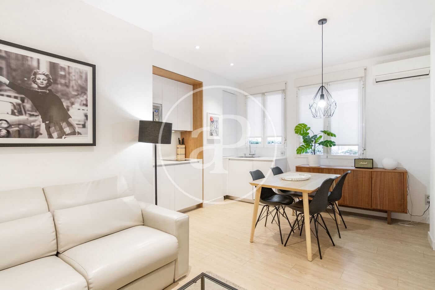 1 soveværelse Lejlighed til leje i Madrid by - € 1.600 (Ref: 8726325)